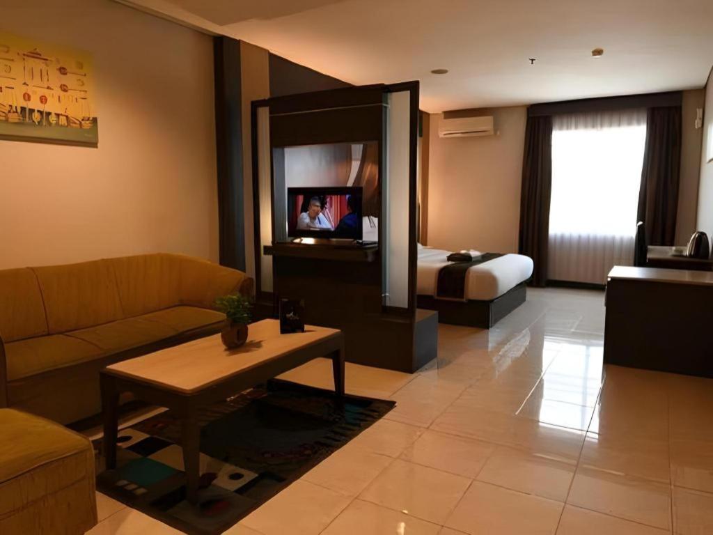 D'Arcici Hotel Cempaka Putih Jakarta Kültér fotó